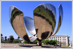 Floralis Gen?ca, a moving sculpture by Eduardo Catalano. Plaza de las Naciones Unidas (United Nations Plaza), Recoleta.