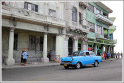 Blue car, Calle Padre Varela (Belonscoain).
