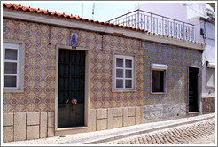 Tiled walls, Rua da Miseric?a.