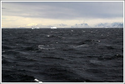 Crossing the Antarctic Circle at -66? 33' 7.05", -67? 9' 7.94".