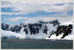 Entrance to the Neumayer Channel.