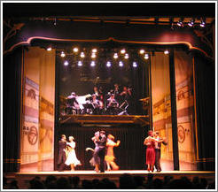 Tango performance.  Esquina Carlos Gardel.