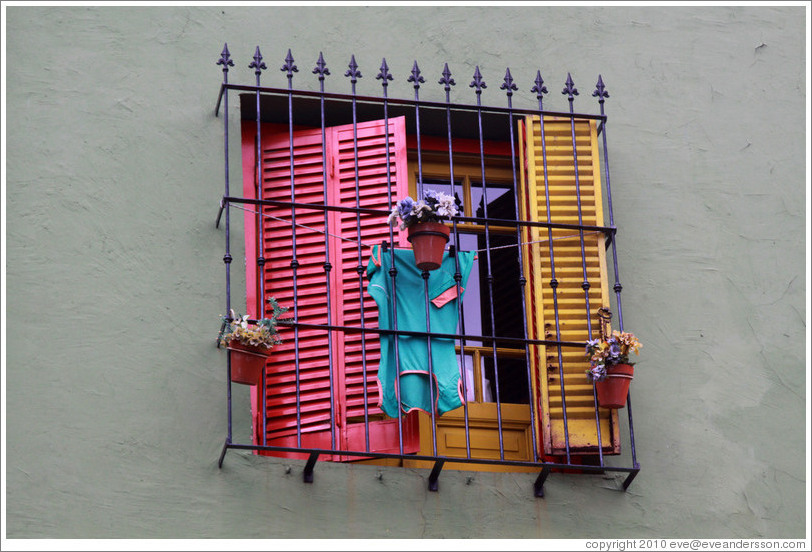 Window. El Caminito, La Boca.