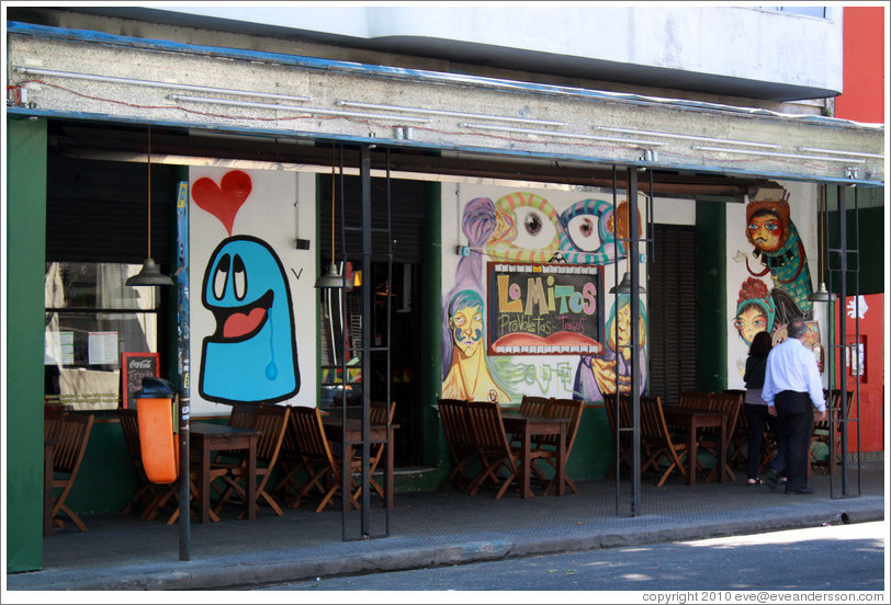 Ghost in love. Honduras street, Palermo Soho.