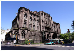 Building at the corner of Avenida General Las Heras and Azcu?ga. Recoleta.