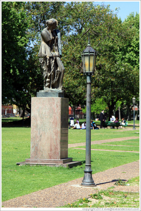 Parque Thays, Recoleta.