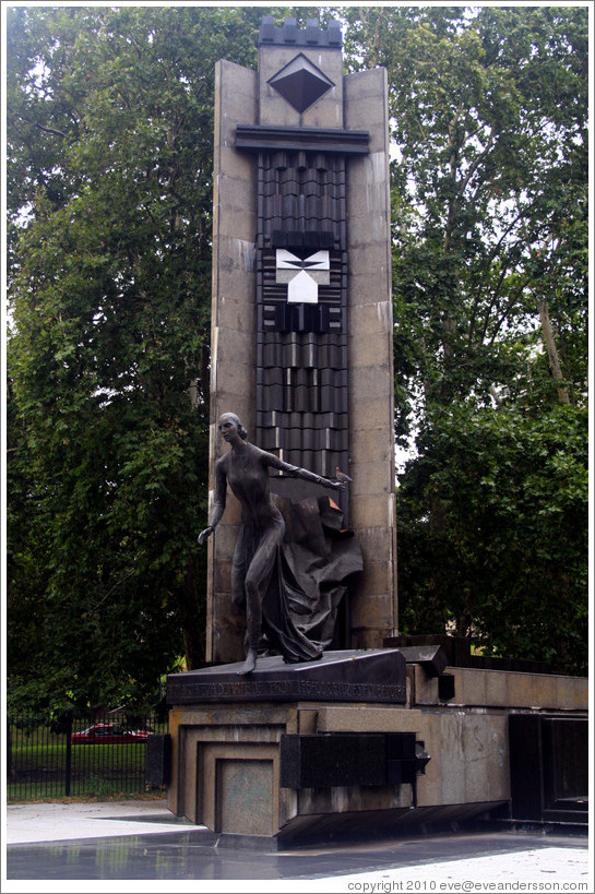Plaza Evita, a monument to Eva Duarte de Per?Avenida del Libertador, Recoleta district.