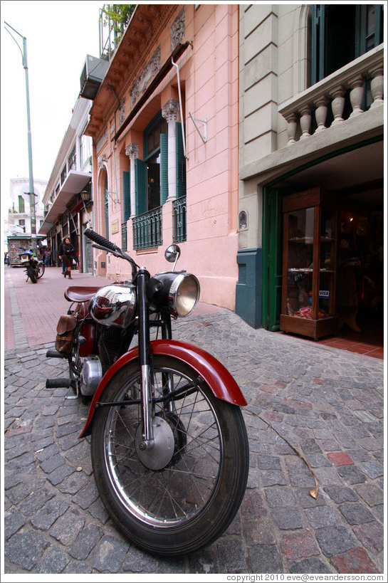 Motorcycle, Calle Carlos Calvo, San Telmo.