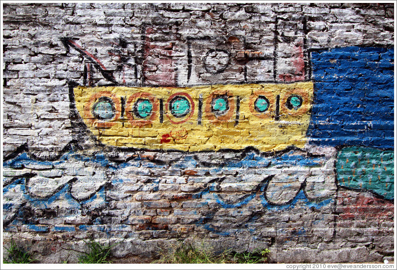 Graffiti (boat), Calle Defensa and Avenida Independencia, San Telmo district.
