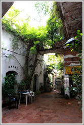 Galer?de los Patios de San Telmo, a large 18th century house containing artisans' workshops.