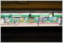 Platform artwork, Bulnes Station, Subte (Buenos Aires subway).