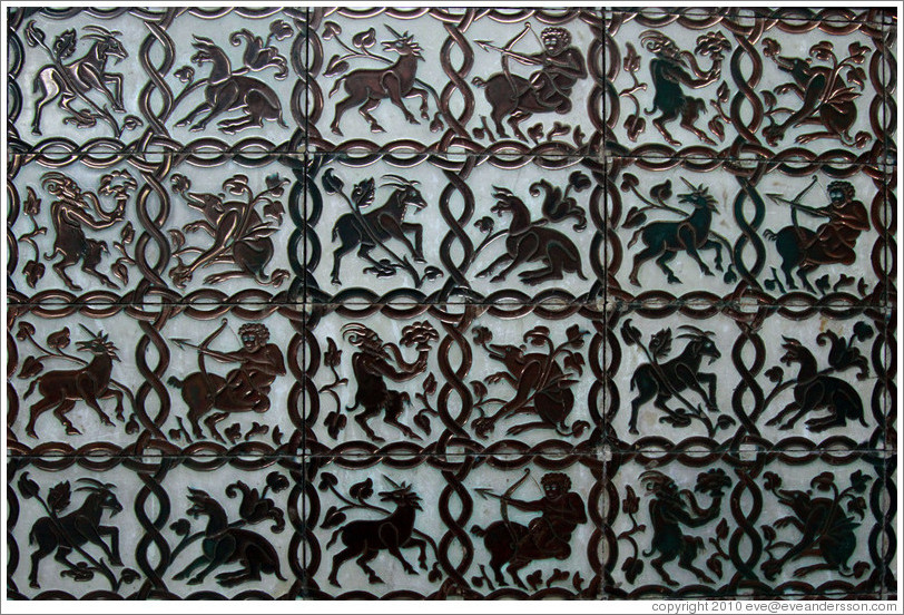 Wall pattern, Mariano Moreno station, Subte (Buenos Aires subway).