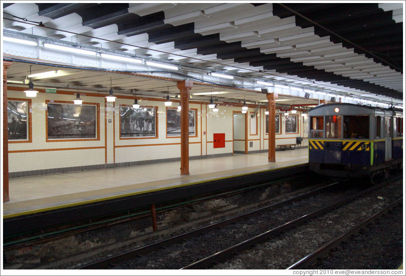 Peru station, Subte (Buenos Aires subway) line A.