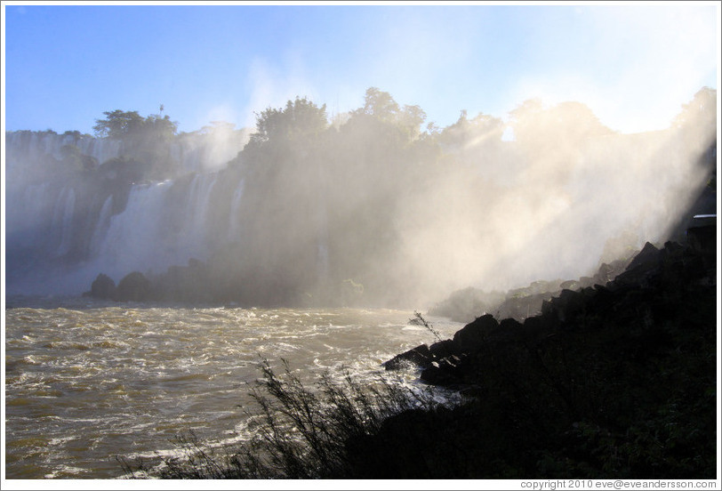 Iguazu Falls, view from Circuito Inferior.