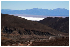 Ruta Nacional 52, with the Salinas Grandes in the background.