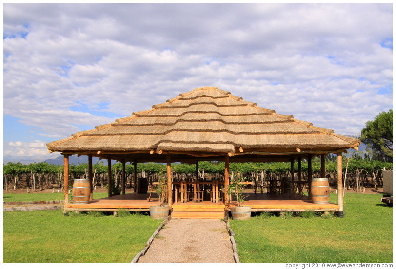 Gazebo, Kaiken Winery, Luj?de Cujo.