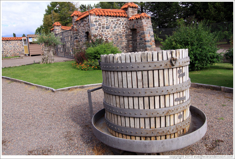 Old press, Kaiken Winery, Luj?de Cujo.