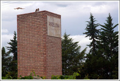 Sign, Andeluna Cellars, Valle de Uco.