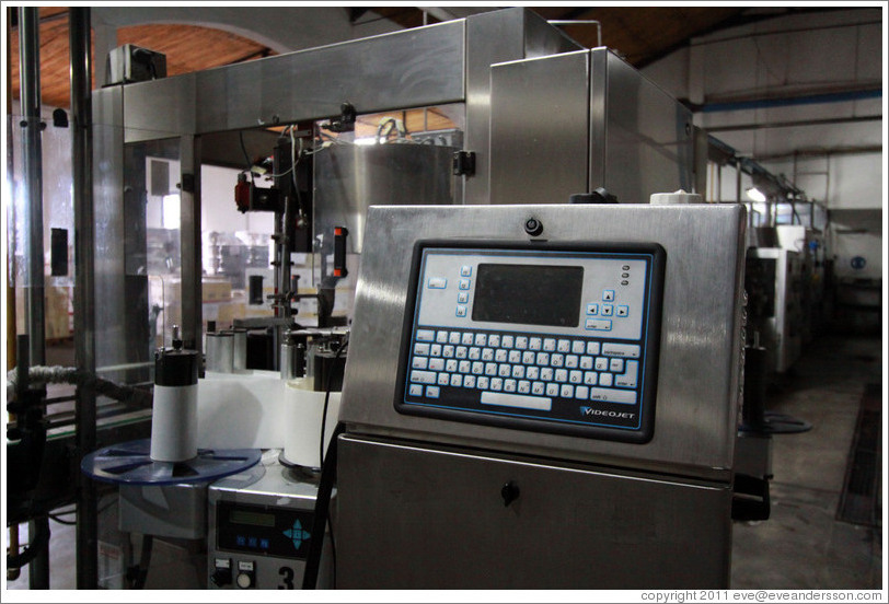 Control panel of the bottling machine. Bodega El Esteco.