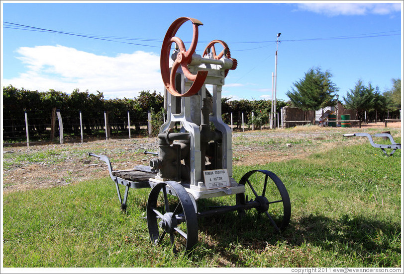 Pump from 1916. Bodegas Etchart.