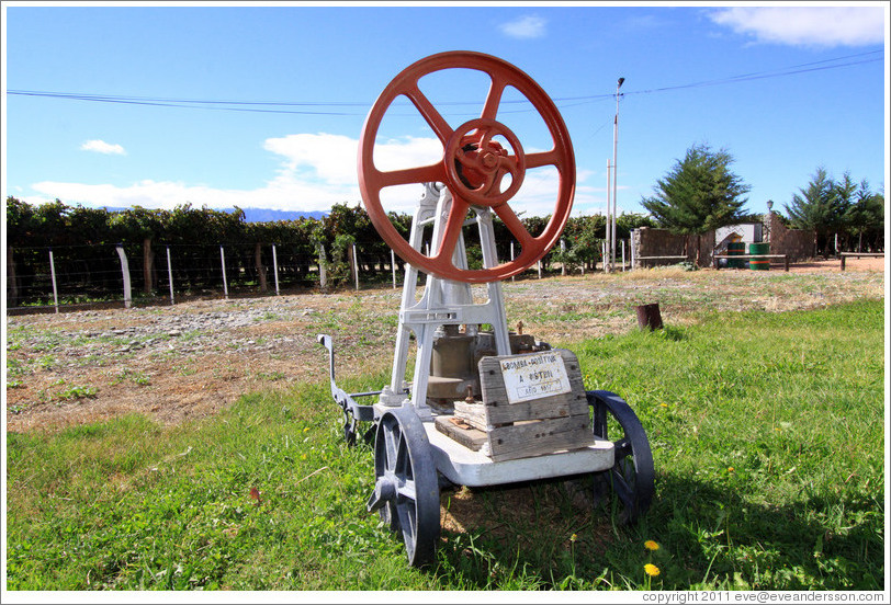 Pump from 1917. Bodegas Etchart.