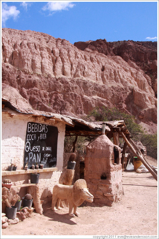 Place selling vino patero (foot-pressed wine), in the Quebrada de las Conchas.