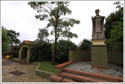 Statue. Cerro San Bernardo.