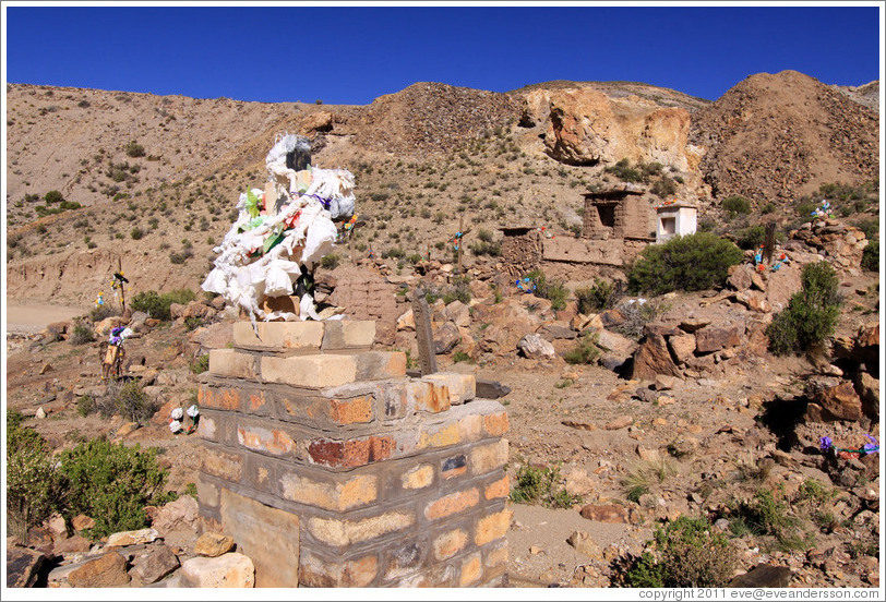 Small miners' cemetery near La Polvorilla viaduct.