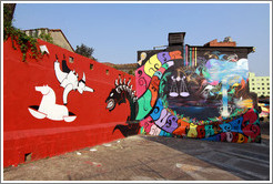 Graffiti: dragon, horse, man, and words: amor verdade justi?paz.  Villa Magdalenda neighborhood.  Alley between Rua Padre Jo?Gon?ves and Rua Belmiro Braga.