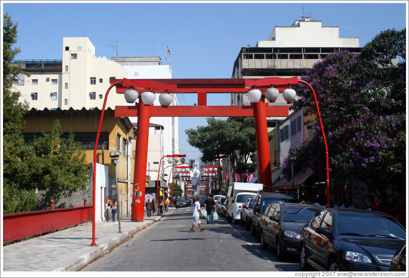 Liberdade, a Japanese district in S&atilde;o Paulo.