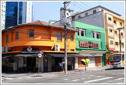 Rua Bianchi Bertoldi and Rua dos Pinheiros.  Villa Magdalena neighborhood.