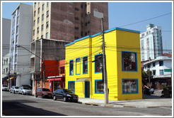 Rua dos Pinheiros and Rua Artur de Azevedo.  Villa Magdalena neighborhood.