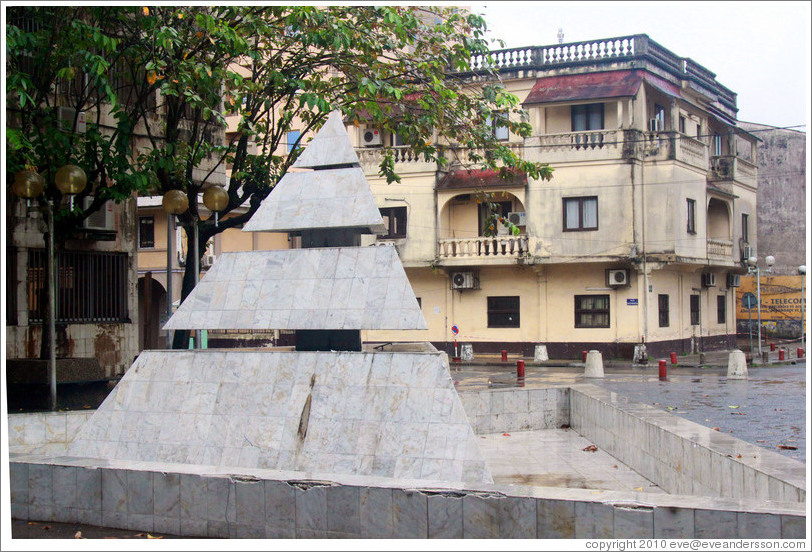 Pyramid-shaped fountain.