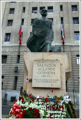 Statue of Salvador Allende Gossens near La Moneda.