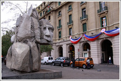 Sculpture, Plaza de Armas.