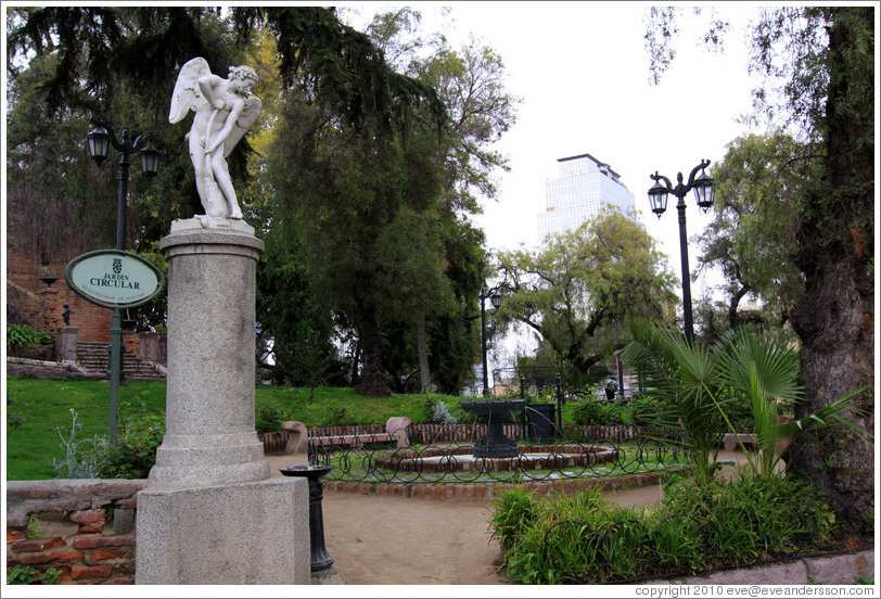 Jard?Circular (Circular Garden), Cerro Santa Luc?