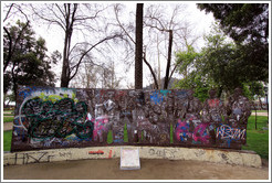 Sculpture entitled Pueblo (Town), Parque Forestal.