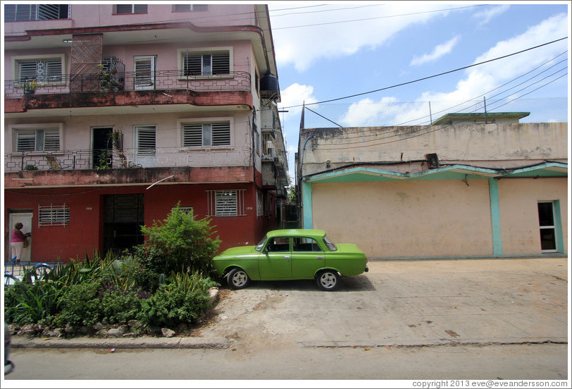 Green car, 60th Street.