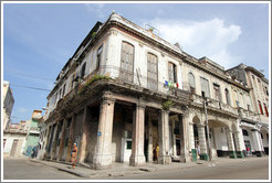 Concrete building, Calle Padre Varela (Belonscoain).