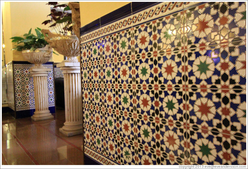Wall with a mosaic pattern, Hotel Nacional de Cuba.