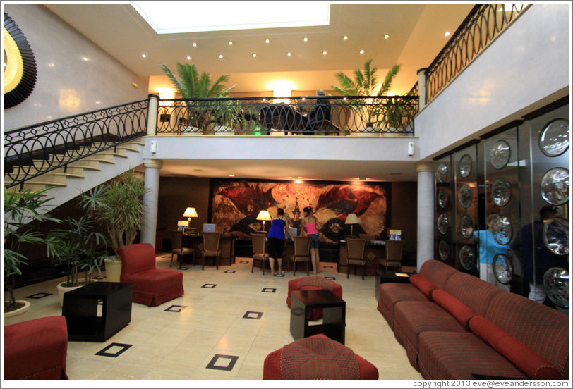 Lobby, Hotel Saratoga.