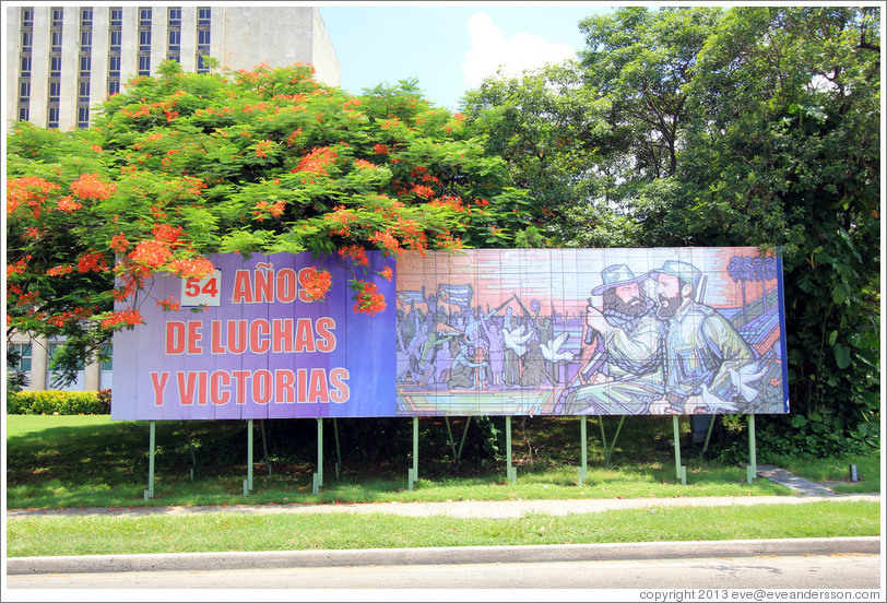 Billboard reading "54 a&ntilde;os de luchas y victorias" ("54 years of battles and victory"), Plaza de la Revoluci&oacute;n.