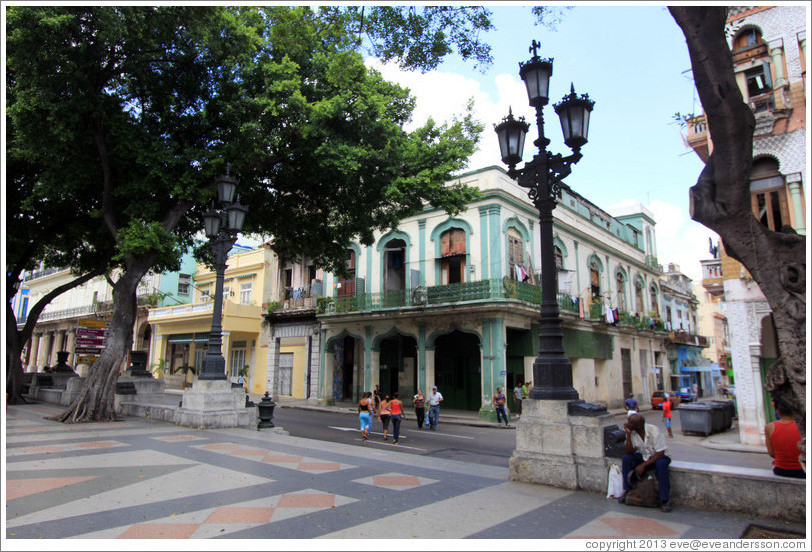 Green and white building, Paseo del Prado.