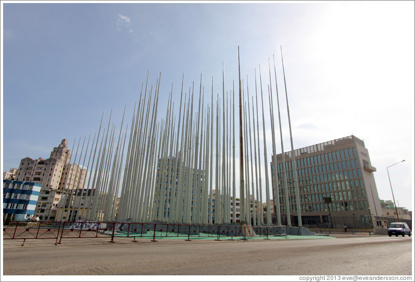 Wall of Flags on the Jos&eacute; Mart&iacute; Anti-Imperialist Platform, in front of the United States Interests Section.