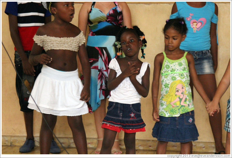 Children performing, Abraham Lincoln Cultural Center.