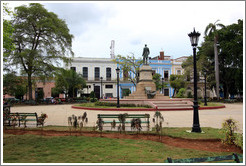 Back of Jos&eacute; Mart&iacute; statue, Parque de la Libertad (Liberty Park).