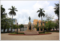 Jos&eacute; Mart&iacute; statue, Parque de la Libertad (Liberty Park).