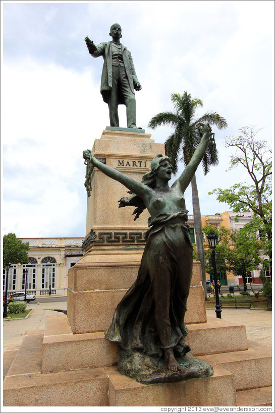 Jos&acute; Mart&iacute; statue, Parque de la Libertad (Liberty Park).