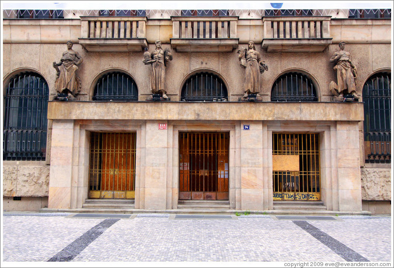 Czech National Bank (&#268;esk??dn?anka, &#268;NB) building, Na P&#345;?p&#283;, Nov?&#283;sto.