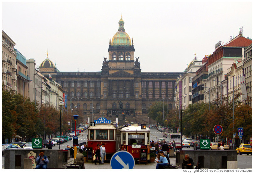 Wenceslas Square (V?avsk??#283;st? looking toward the National museum (N?dn?uzeum), Nov?&#283;sto.